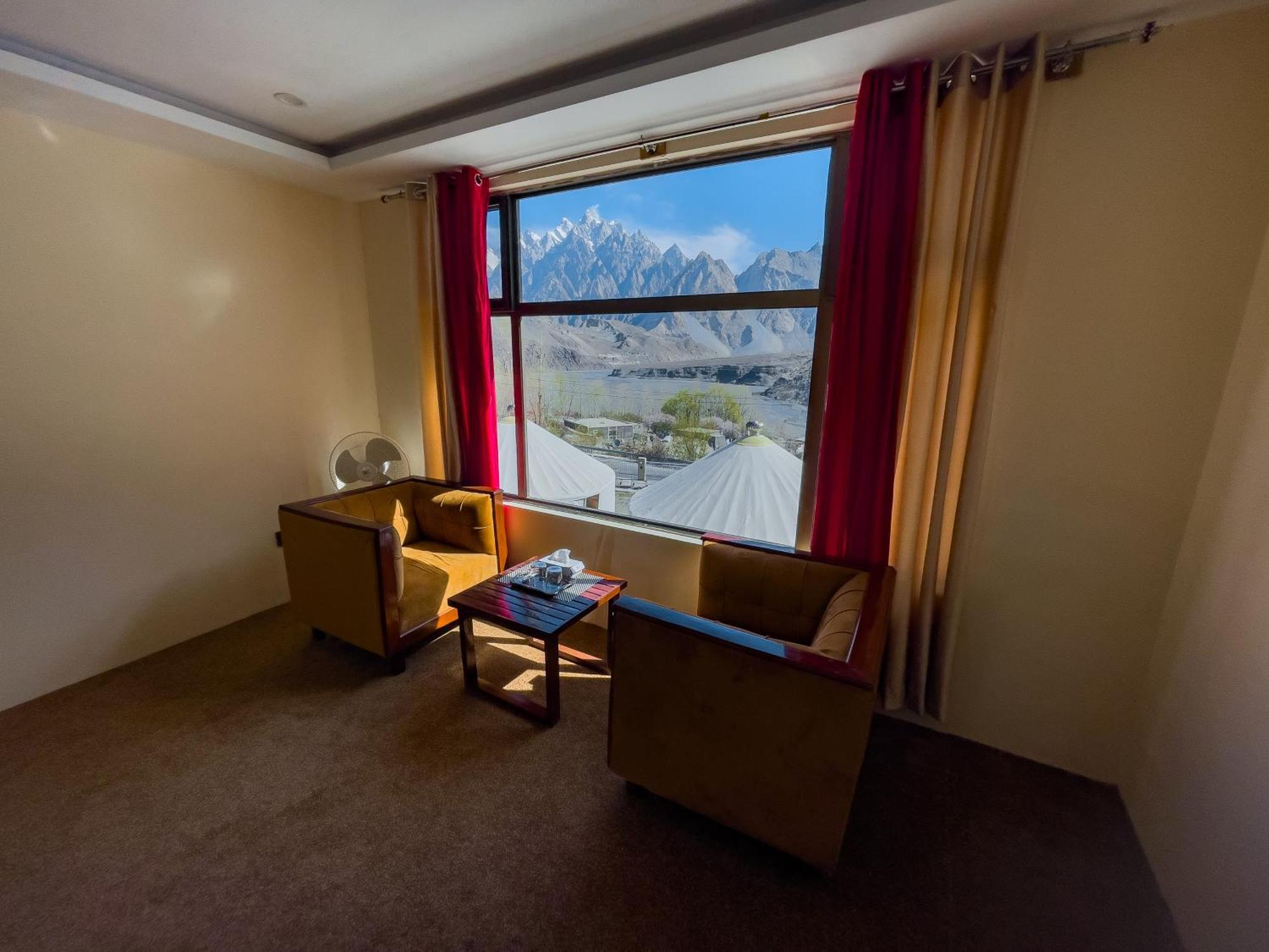 Apex Hotels And Resorts Hussaini Karimabad  Exterior photo