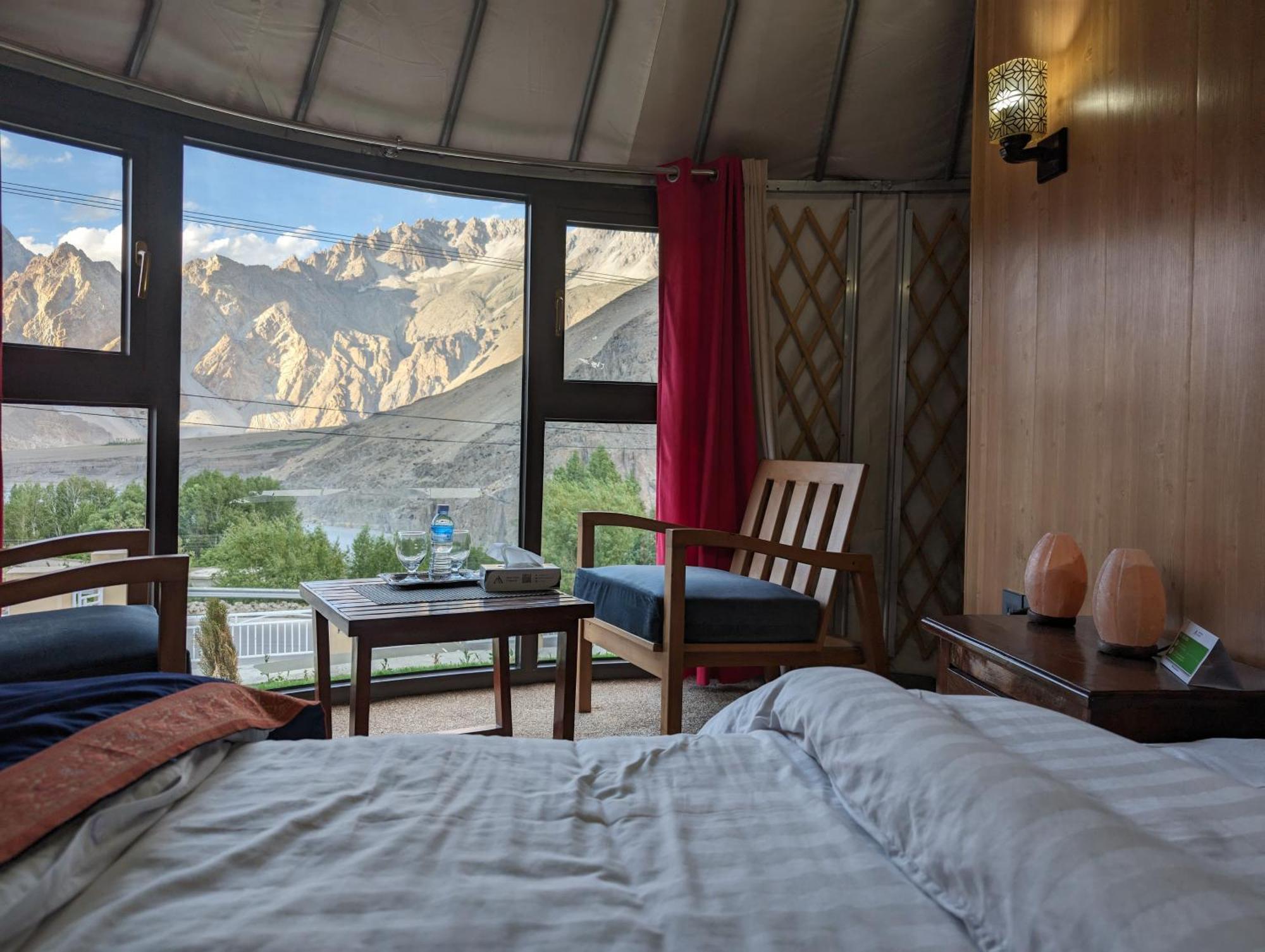 Apex Hotels And Resorts Hussaini Karimabad  Exterior photo