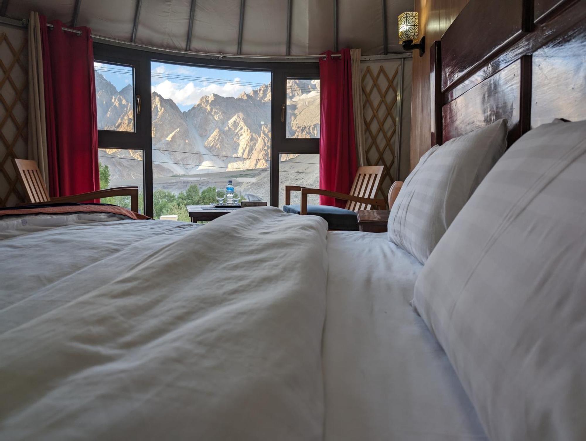Apex Hotels And Resorts Hussaini Karimabad  Exterior photo